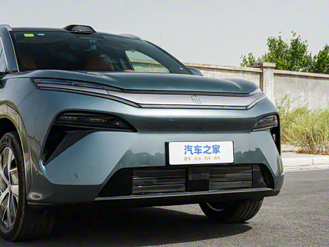 2025�� EV 670KM�����״�������