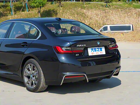 2022�� eDrive 35 L