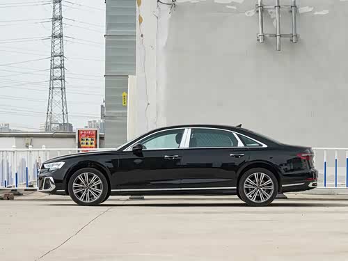 【图】奥迪a8 2024款 a8l 45 tfsi quattro 豪华型报价_图片_奥迪