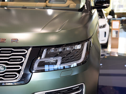 2022�� 5.0 SC V8 565PS SVA�۷��ذ�