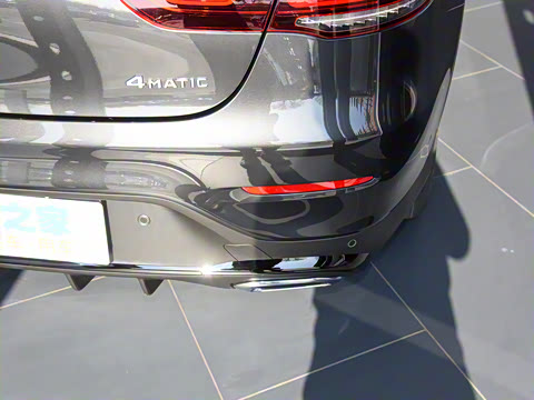 2022�� �Ŀ� GLC 300 4MATIC ����SUV