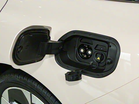 2025�� 620 �������� Plus