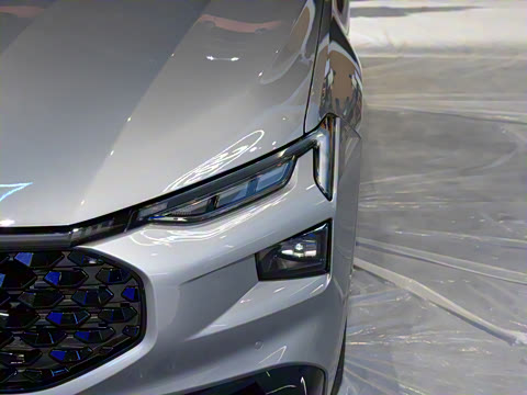 2022�� EcoBoost 245 ST-Line