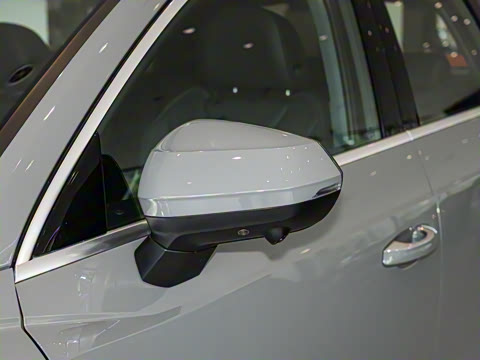 2025�� quattro 45�����ذ� 40TFSI ʱ�ж�����