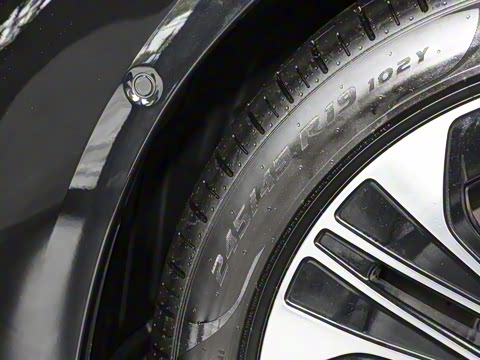 2024�� E 350 e L ���ʽ��϶����˶��γ�