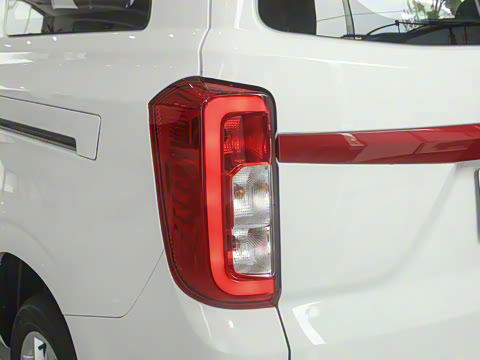 2022�� 1.5L �����Ϳͳ� 8��