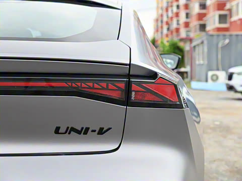 2023�� 2.0T ���ٰ�