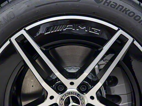 2025�� �Ŀ� E 260 �˶���