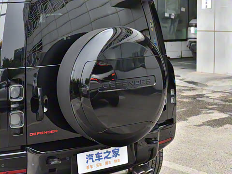 2025�� 90 5.0T V8