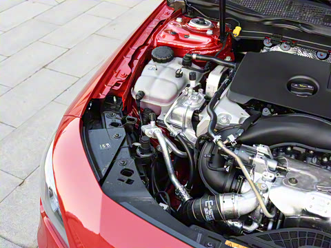 2022�� CLA 260 4MATIC