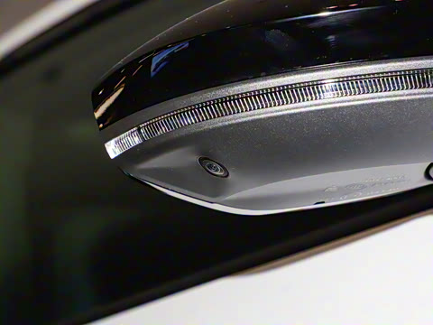 2025�� 55 TFSI quattro ������