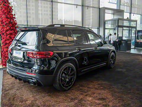 2026�� AMG GLB 35 4MATIC