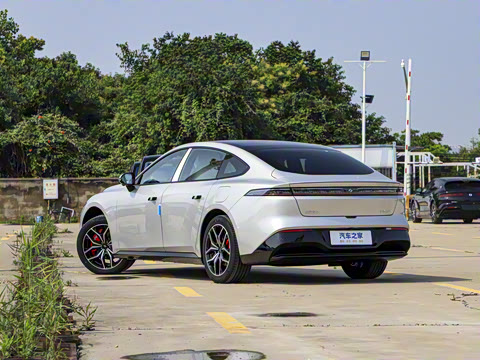 2025�� ���� 550ProѲ����