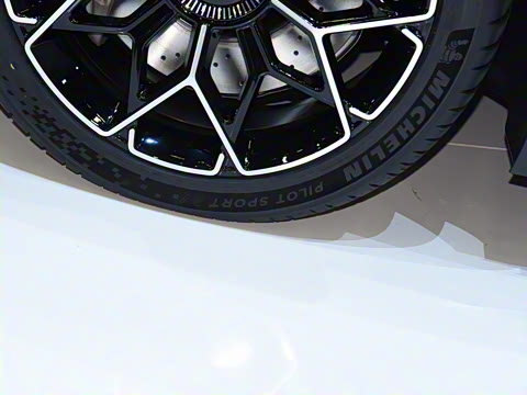 2024�� �����Ǽݰ� 100kWh