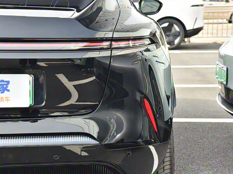 2022�� 011 MMW����������