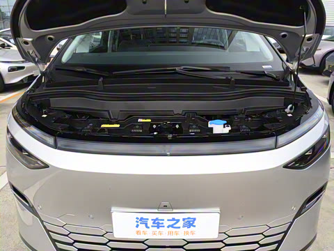 2025�� 702���������� Max