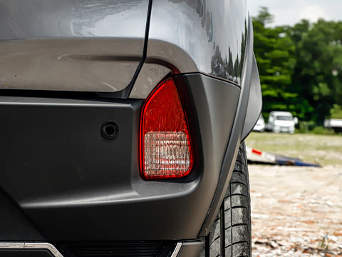 2023�� 320KM������