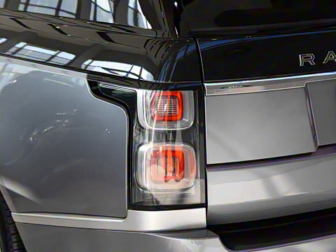 2022�� 5.0 SC V8 565PS SVA�۷崴���ӳ���