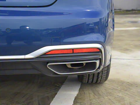 2023�� Sportback 40 TFSI quattro ����������