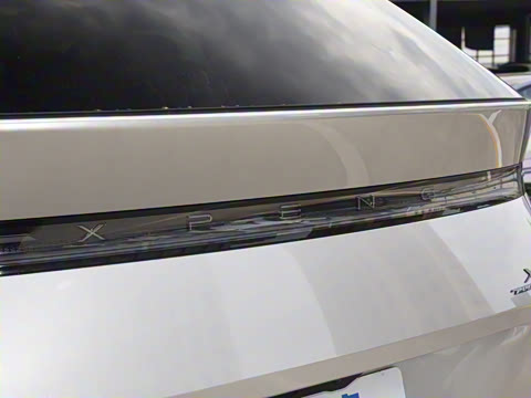 2025�� 702���������� Max