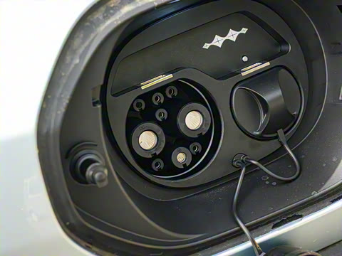 2025�� 501KM ����Max��