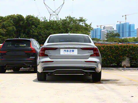 2026�� B4 ��Զ�˶���