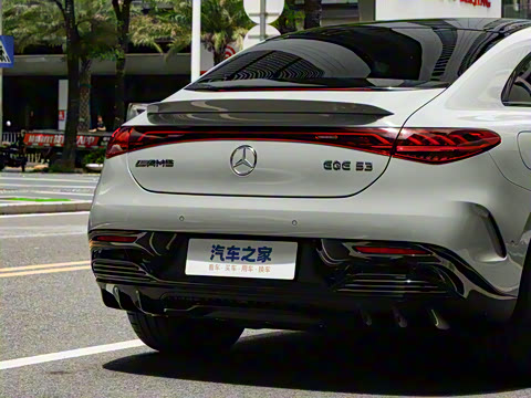 2023�� AMG EQE 53 4MATIC+