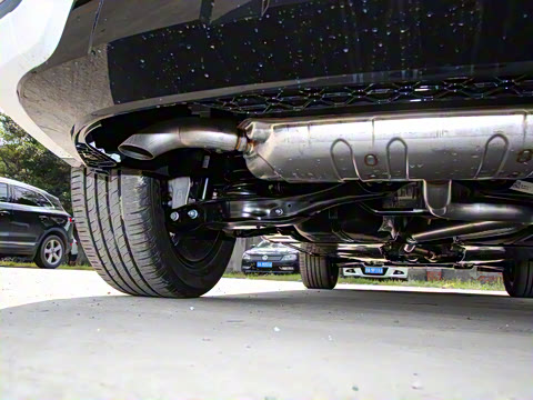 2023�� �Ŀ� 380TSI ����R-Line���ܰ�