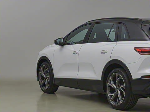 2023�� 40 e-tron ��ҫ�� �׷�ʦ��