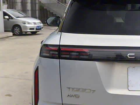 2025�� ���ܰ� 1.6T ��+������