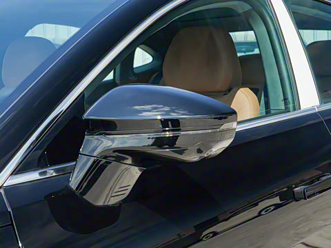 2025�� 60km EM-i ������