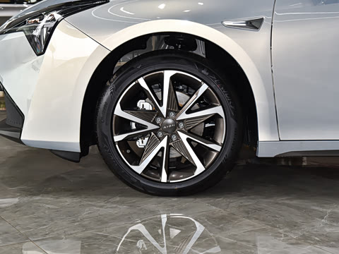 2023�� 70 ����� �������