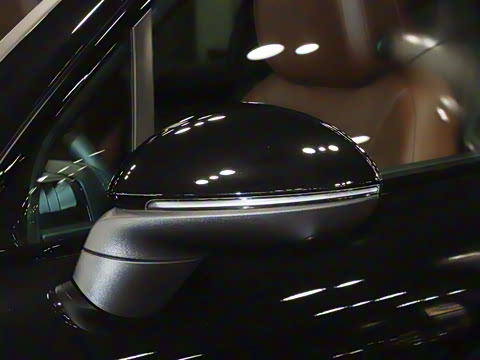 2025�� Cayenne 3.0T ���۰�