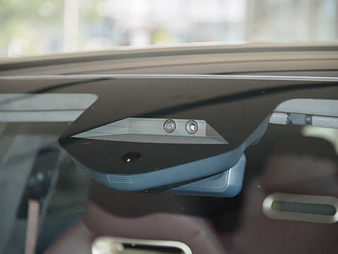 2025�� �Ŀ� Max ���̰�