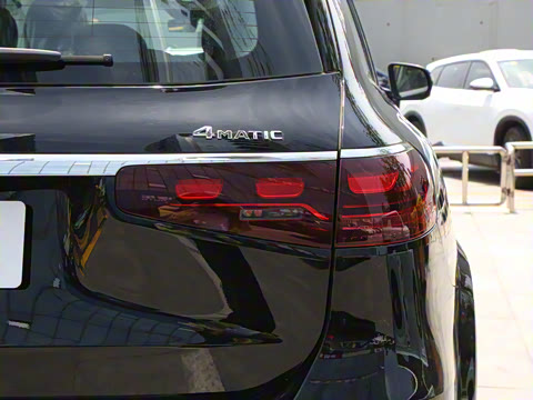 2025�� GLS 450 4MATIC ʱ����