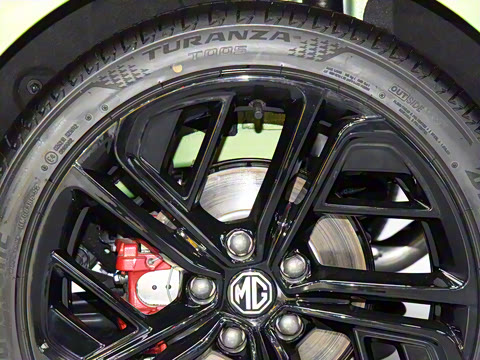 2020�� 1.5T �Զ�Trophy���������Ǽ��콢��