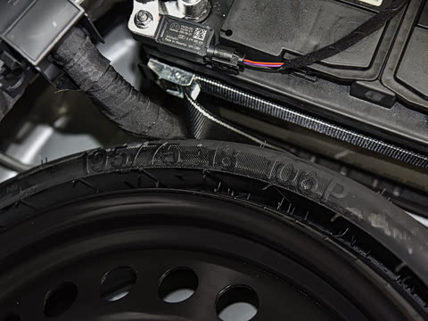 2022�� 3.0T Modena