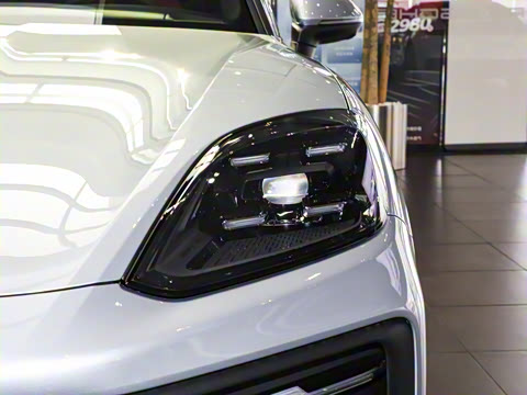 2025�� Cayenne 3.0T ���ΰ�