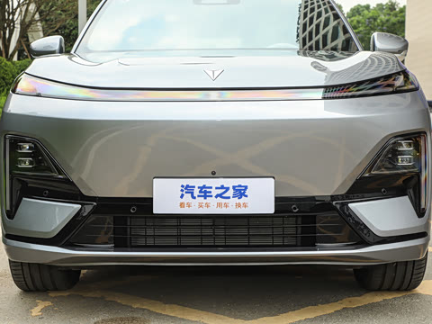 2025�� ����Ultra+ �߶���