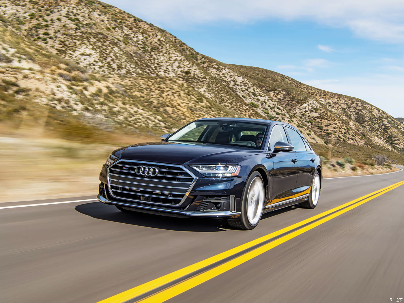2020款s8l40tfsiquattro美国版