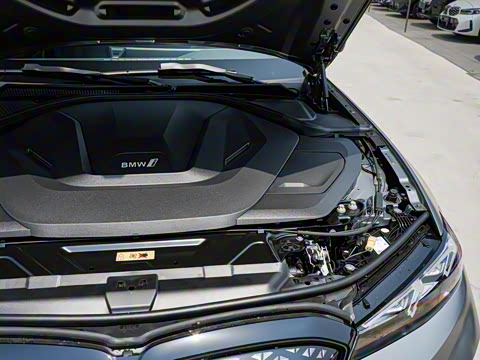 2025�� eDrive 40 L 50����������