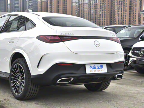 2025�� �Ŀ� GLC 300 4MATIC ����SUV