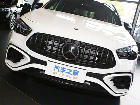 2025�� AMG GLA 35 4MATIC