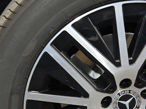 2023�� GLC 260 4MATIC ����SUV