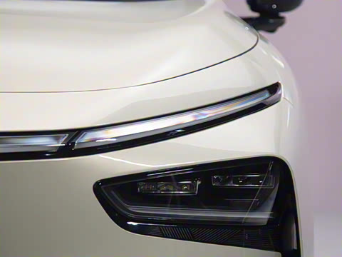 2025�� 702 �������� Ultra