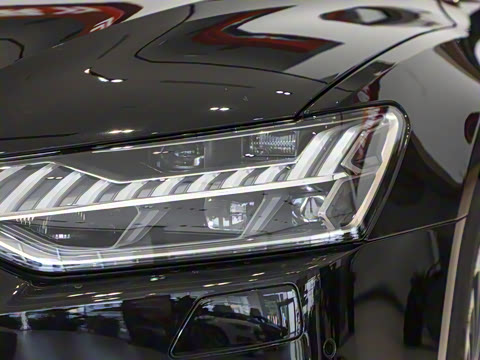 2025�� 45 TFSI ������