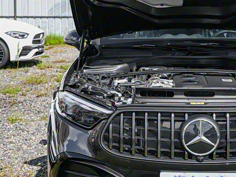 2025�� AMG GLC 43 4MATIC