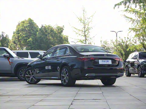 2025�� �Ŀ� E 300 L ʱ����