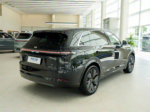 2025�� Max ���ܻ��°�