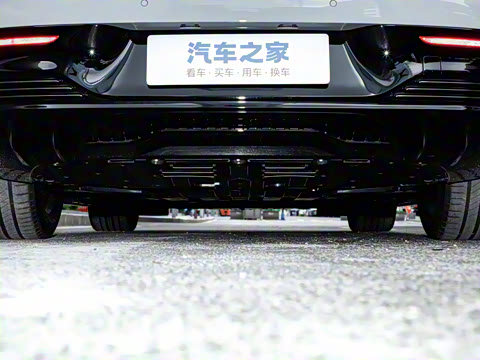 2023�� AMG EQE 53 4MATIC+